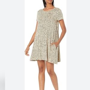 Volcom Cream and Black Mini Dress